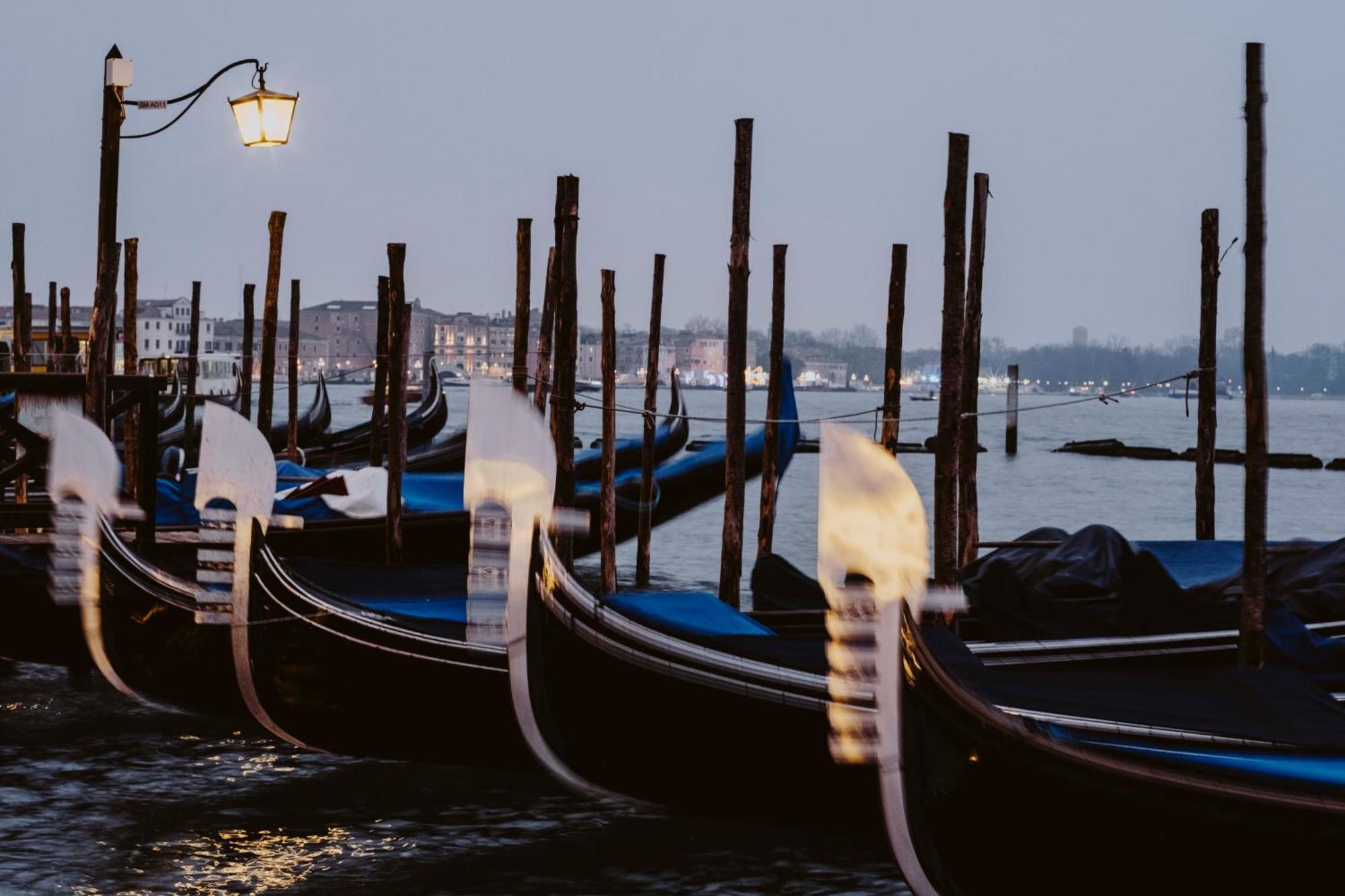 Ca' Della Scimmia - Rialto Bridge, Venice Exterior photo